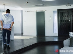 바람핀, 두여자와 한남자, 부엌, 라티나, 수음, 피어싱, 문신, 쓰리섬