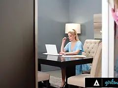 18, Blondinka, Zaloteni, Kosmate, Milf, Muco, Resničnost, Mačeha