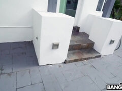 Piękna, Duży kutas, Duże cycki, Obciąganie, Klasyczny, Głebokie gardło, Wielorasowy, Naturalny