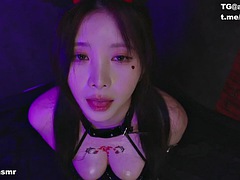 Leie, Asiatisch, Tussi, Grosse titten, Blasen, Massage, Masturbation, Titten