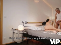 Velký zadek, Velké kozy, Brunetka, Cuckold, České, Hd, Manžel, Manželka