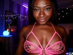 Ερασιτέχνης, Μεγάλος κώλος, Μεγάλος πούτσος, Μεγάλα βυζιά, Μαύρος, Αυνανισμός, Κοκκαλιάρης, Έφηβος