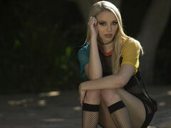 Popó, Seggnyalás, Cumizás, Kutya póz, Kőkemény, Leborotvált, Vékony, Tini