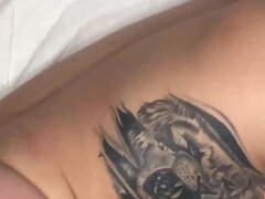 큰 엉덩이, 오랄섹스, 라티나, 셀카, 빨간 머리, 문신