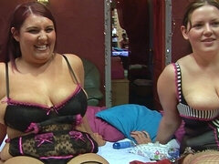 Enthousiasteling, Grote kont, Dik, Groepseks, Hd, Orgie, Roodharige vrouw, Geschoren