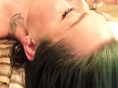 Ερασιτέχνης, Μεγάλα βυζιά, Πίπα, Ζευγάρι, Τρανσέξουαλ, Τατουάζ