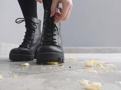 Enthousiasteling, Bondage discipline sadomasochisme, Voeten, Vrouw, Eten, Voeten fetish, Hd, Italiaans