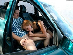 フェラチオ, 車, 指いじり, 手コキする, アウトドア, ティーン, オッパイの, 妻