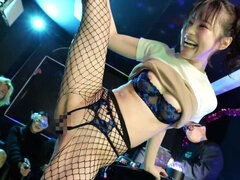 18, Fafanje, Prišlo v usta, Grupni, Spodnje perilo, Zabava, Najstnice, Joške