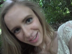 18, Røv, Creme tærte, Hundestilling, Naturlige bryster, Udendørs, Teenager, Bryster