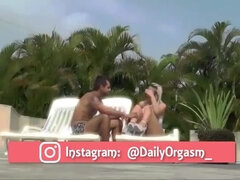 Stor stjärt, Bror, Brunett, Massage, Syster, Tonåring