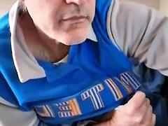 Amaterji, Velik kurac, Evropska, Gej, Kosmate, Samozadovoljevanje, Zrela, Solo