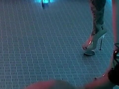 Amatör, Bdsm, Vacker, Stora tuttar, Klädd kvinna naken man, Femdom, Fetisch, Bestraffning
