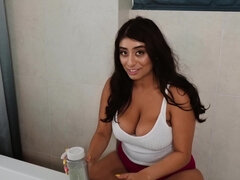 Banheiro, Quarto, Peitos grandes, Peituda, Gordinho, Garganta funda, Latina, Xoxota