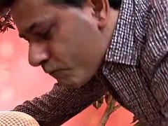 Baben, Brunett, Tonåring