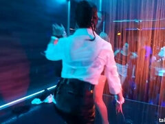 Dansen, Pop, Interraciaal, Lesbisch, Orgie, Verlegen, Swinger, Nat