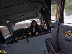 Brunetka, Puma, Milf žcbp, Pička, Drsné akce, Tetování, Hračky