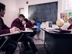 Velika rit, Velike joške, Fafanje, Očala, Grupni, Milf, Orgija, Obrito