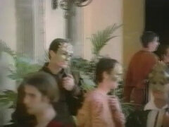 Ondó fröcskölés, Orgia, Régebbi évjáratú pornó