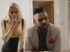 Stora tuttar, Svart, Blondin, Mellanrasig, Milf, Stockings, Trekant, Tuttar