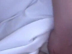 Asiatisk, Stora tuttar, Avsugning, Creampie, Milf, Naturliga tuttar