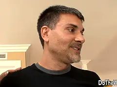 Cumizás, Felszarvazott, Ondó fröcskölés, Ébenfekete, Fajok közötti, Nyalás, Visítozás, Feleség