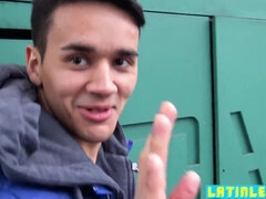 Ερασιτέχνης, Πρωκτικό, Κώλος, Μεγάλος πούτσος, Πίπα, Ομοφυλόφιλος, Σκληρό, Έφηβος