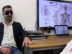 Bambinaia, Britannica, Cougar, Hd, Mamma che vorrei scoparmi, Mamma, Orgia, Festa