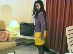 Pik sutte, Britisk, Brunette, Behåret, Retro, Strømper, Teenager, Bryster