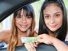 18 летние, Большая жопа, Большой член, Собачьи, Две девушки, Натуральные сиськи, Молоденькие, Сиськи