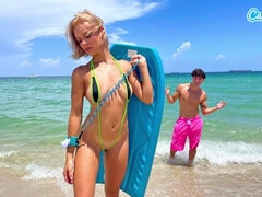 18 ans, Bikini, Blonde, Branlette thaïlandaise, Hard, Orgasme, Nénés, Webcam