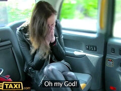 Velké péro, Kuřba, Britské, Stříkání spermatu, Latex, Různé pohledy, Na veřejnosti, Realita