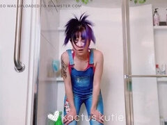 Kactus Kutie Amateur Outdoor Pee Compilation - Hairy Teen Desperate Wetting in Overalls