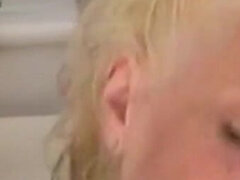Stora tuttar, Blondin, Sperma i munnen, Italiensk, Mogen, Stockings