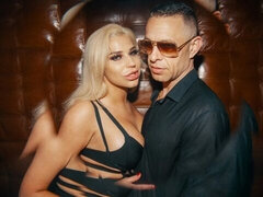 Stor stjärt, Stor kuk, Stora tuttar, Blondin, Avsugning, Doggystyle, Milf