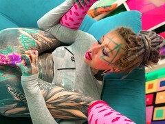 Anal, Da bunda para a boca, Masturbação, Saltos, Masturbação, Saia, Tatuagem, Brinquedos