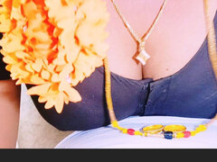 Africain, Grosse bite, Noire, Sucer une bite, Conversation vulgaire, Fait maison, Indienne, Seins naturels