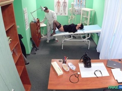 Enthousiasteling, Pijpbeurt, Arts, Hondjeshouding, Likken, Verpleegster, Kut duiken, Uniformpje