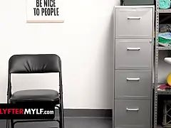 アメリカ人, お尻, フェラチオ, 茶髪の, 着衣女と全裸男, エロ熟女, Hd, オッパイの