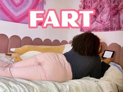Leie, Grosser arsch, Schwarz, Pummelig, Furzen, Fetisch, Latina, Solo