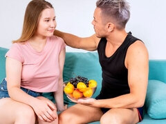 Stor stjärt, Stor kuk, Stora tuttar, Avsugning, Doggystyle, Kort hår