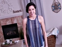 Naughty young slut sends her naked bodies to the wrong number