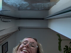 Amatéři, Britské, Femdom, Fetiš nohou, Milenka