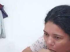 Leie, Blasen, Braunhaarige, Paar, Sperma im mund, Selbstgemacht, Latina, Milf