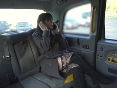 Brunette, Bil, Brækfornemmelse, Hd, Italiener, Offentlig, Realitet, Hård sex