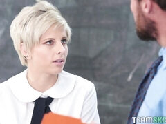 Rumpa, Blondin, Avsugning, Doggystyle, Skolflicka, Rakad, Tonåring