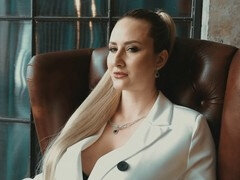 Gros cul, Femelle, Masturbation, Mère que j'aimerais baiser, Orgasme, Sauna, Jouets