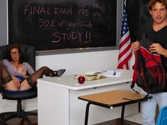 Culo, Tette grandi, Pompino, Da dietro, Sega, Leccata, Masturbazione, Mamma che vorrei scoparmi