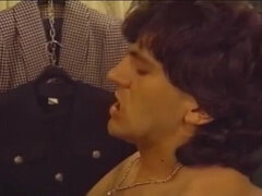 Tekintélyes didik, Cumizás, Gesztenyebarna, Európai, Csókolózás, Régebbi évjáratú pornó