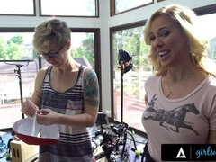 큰 엉덩이, 모음집, 다른 인종간의, 레즈비언, 밀프, 보지, 고함치는, 쓰리섬